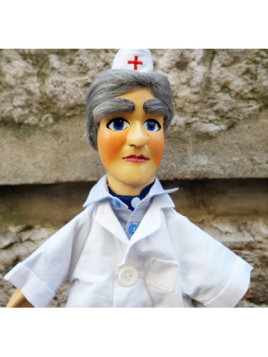 Marionnette le Docteur chez Souvenirsdelyon.com