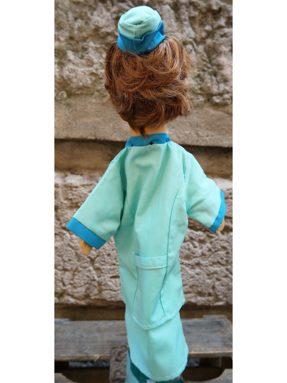Marionnette l'Infirmière 1 chez souvenirsdelyon.com