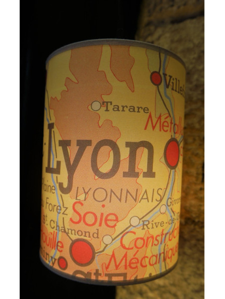 Baladeuse Lyon géographie chez Souvenirsdelyon.com
