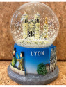 Lyon Fourvière snow globe 1  Souvenirsdelyon.Com