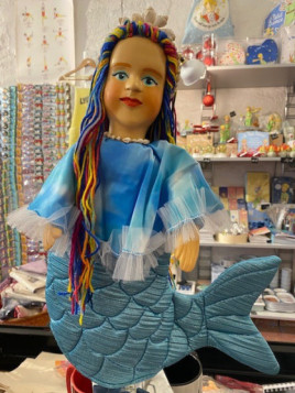 Hand puppet Sirene 3 at Souvenirsdelyon.Com