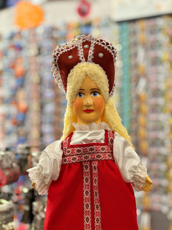 Marionette pays de l'Est chez Souvenirsdelyon.com