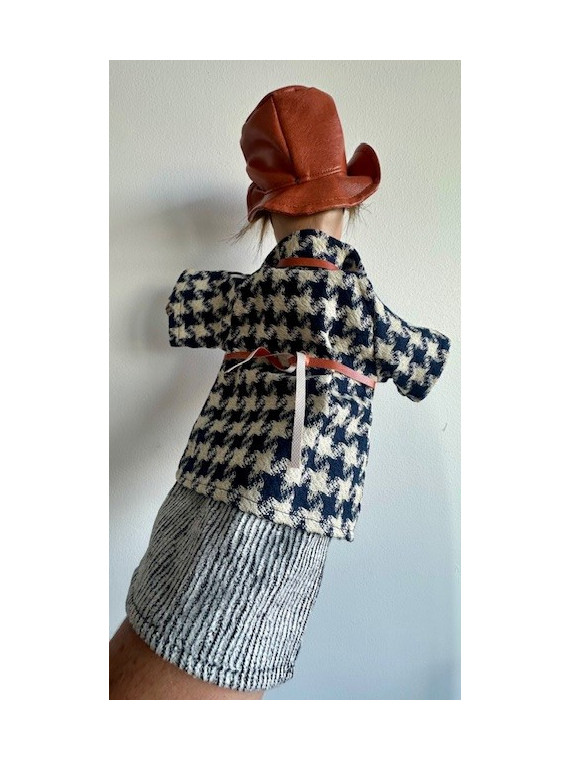Hand puppet Gnafron houndstooth 3 at Souvenirsdelyon.com