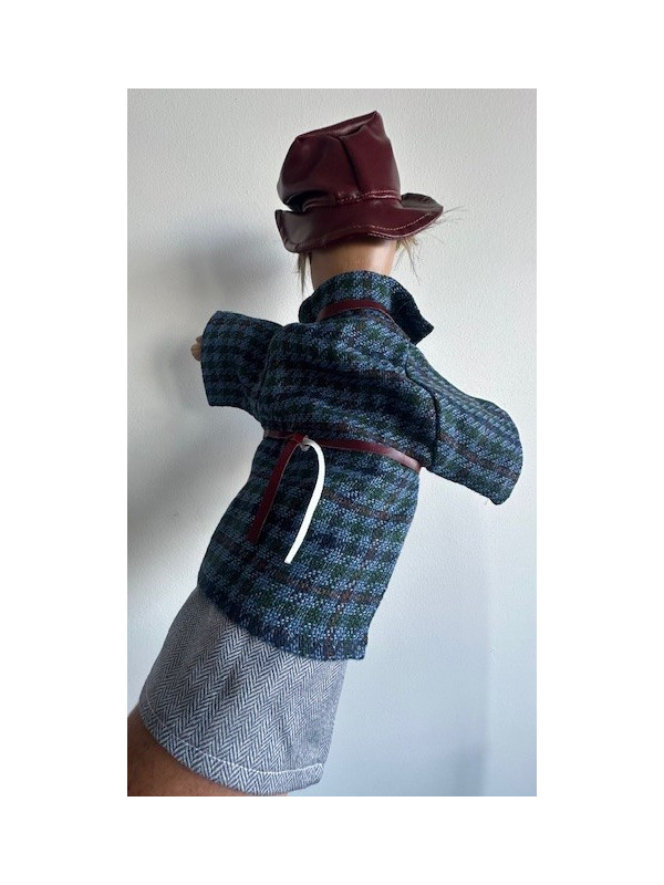 puppet Gnafron blue plaid 3 at Souvenirsdelyon.Com