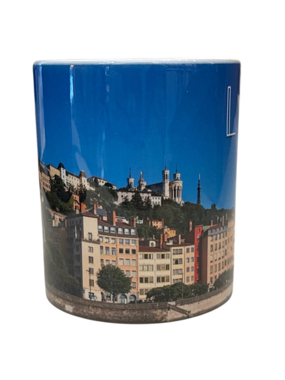 Saint Georges blue dock's Lyon mug on souvenirsdelyon.com